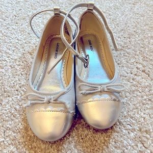 Girls Silver Ballet Flats size 11